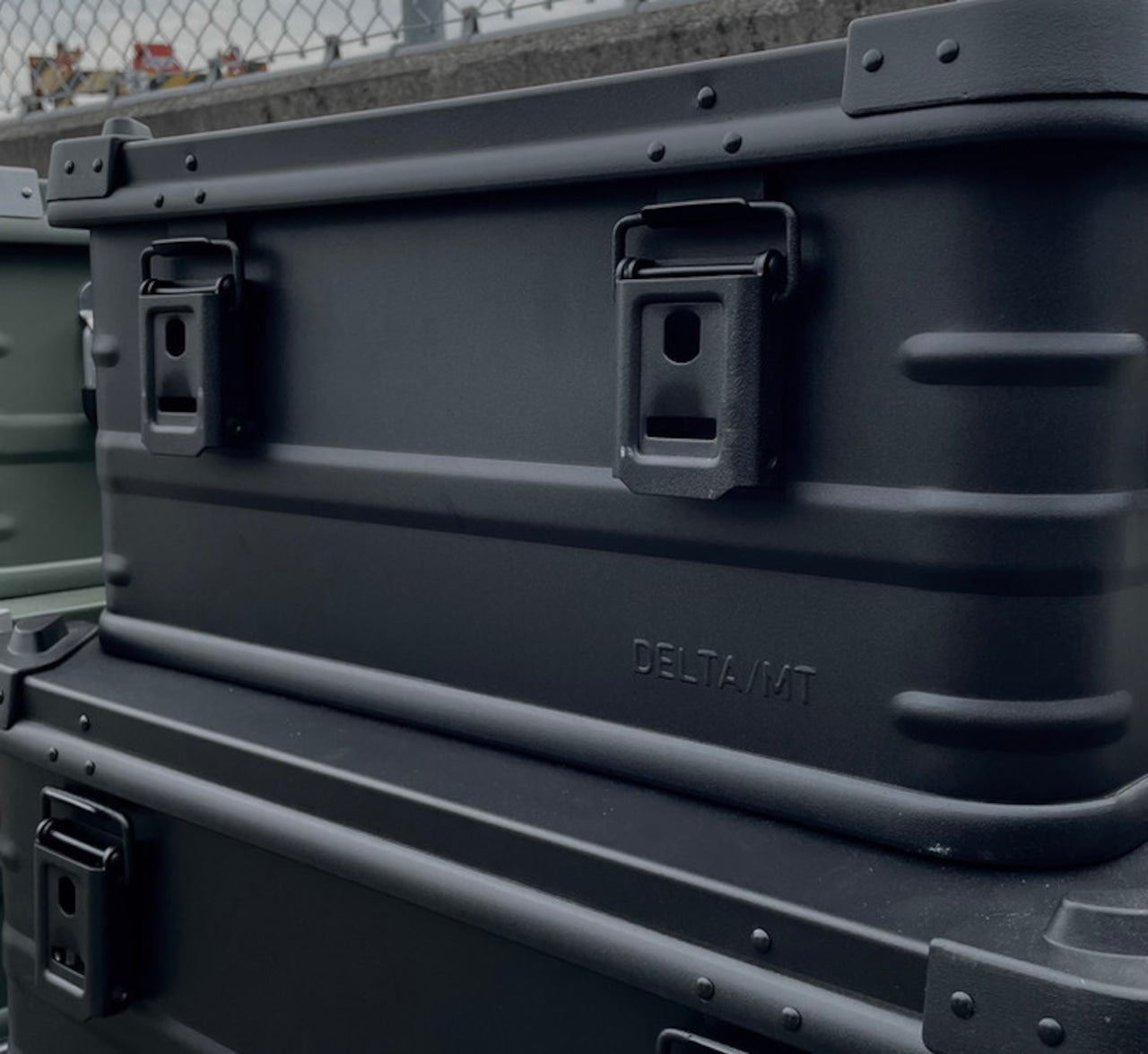 38 lights Black Base Design