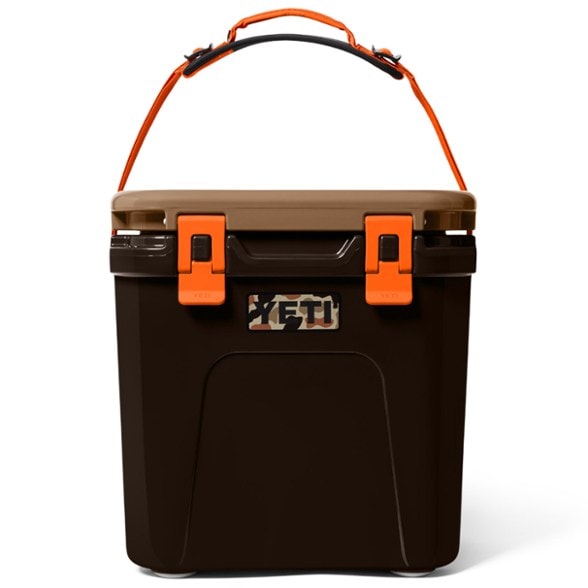YETI ROADIE 24 2.0 Wetlands Camo