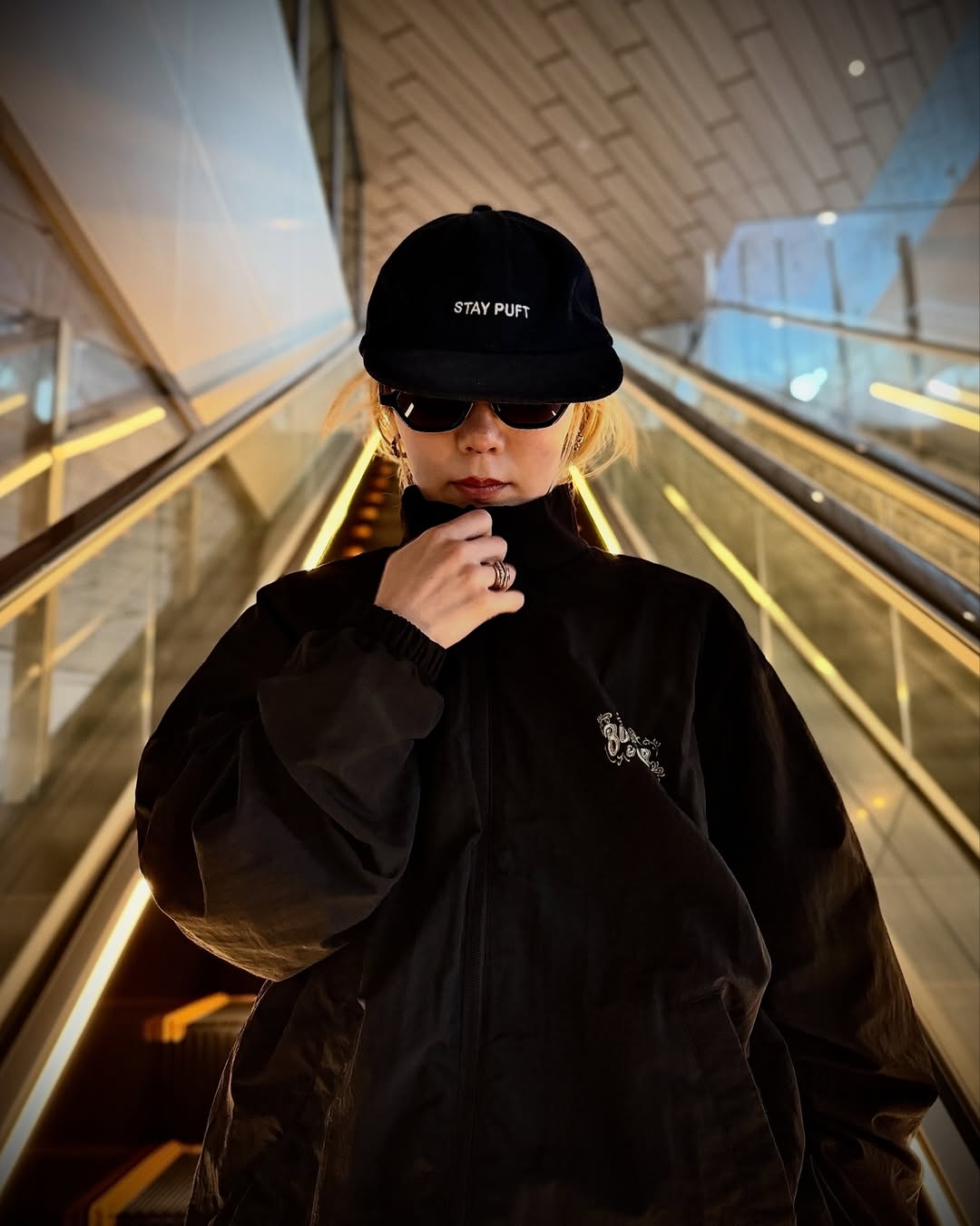 BURGER AND COLA B&C TRACK JACKET&PANTS – Black Label